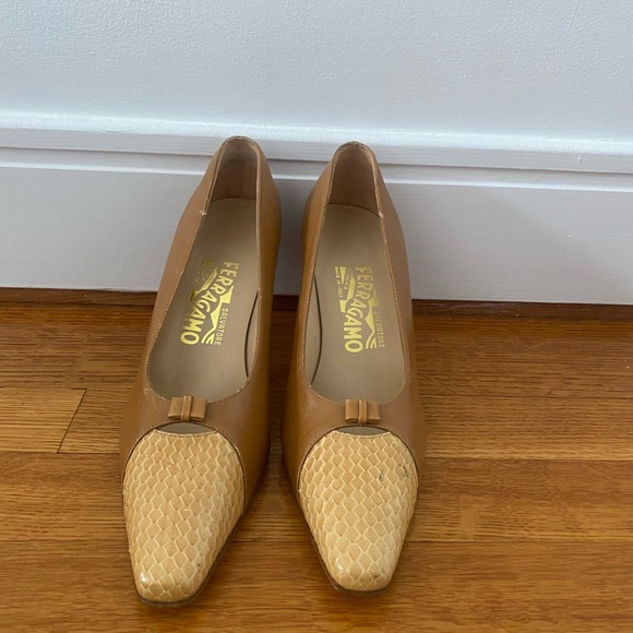 Salvatore Ferragamo Shoes - Salvatore Ferragamo Vintage heels